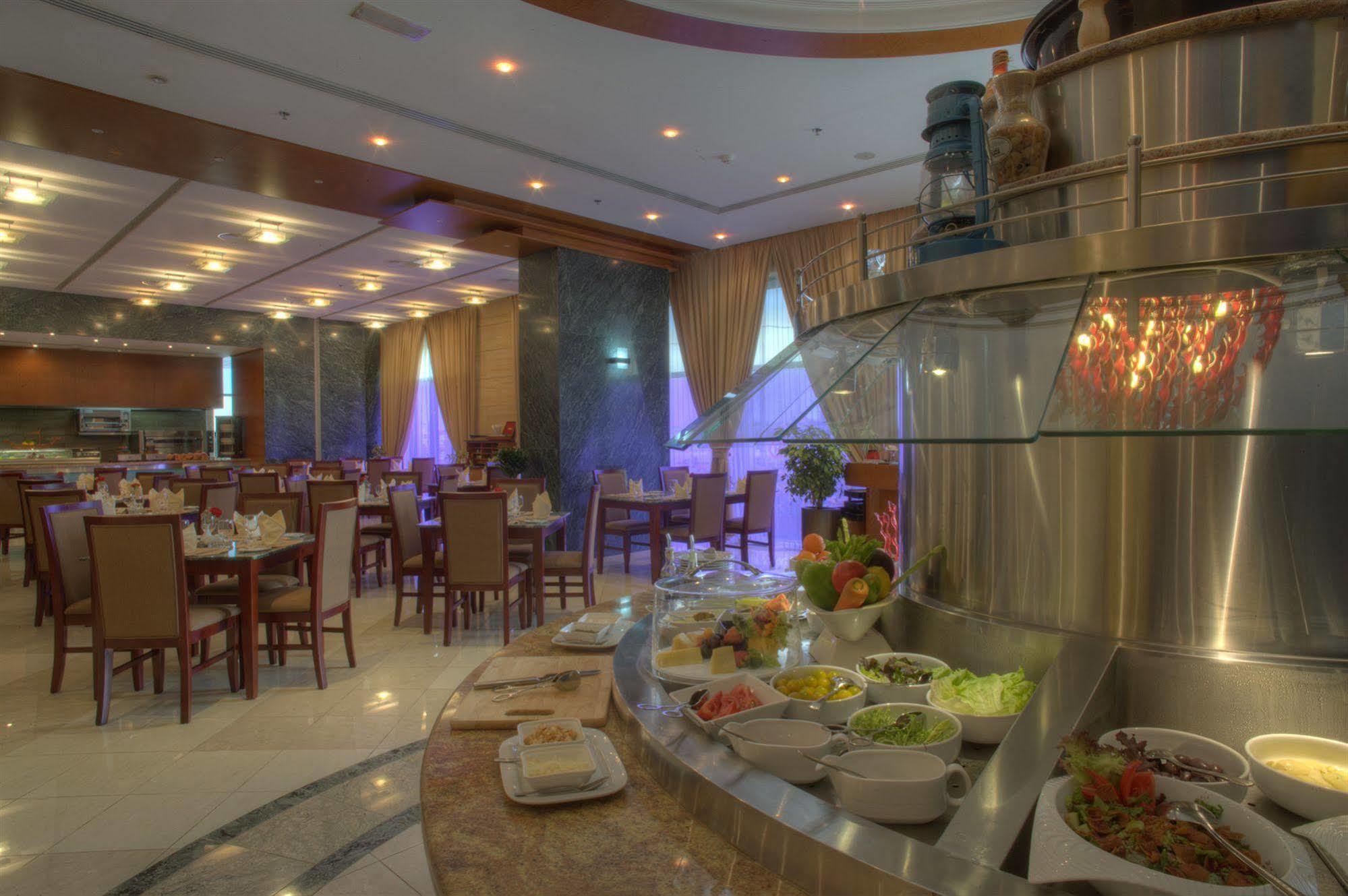 Siji Hotel Apartments Fujairah Restoran gambar